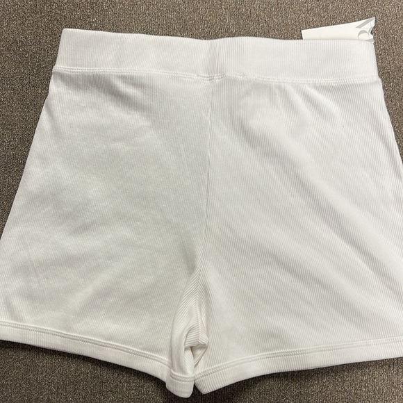 NWT Zara Basic Ribbed High Waist Shorts L - Picture 2 of 3
